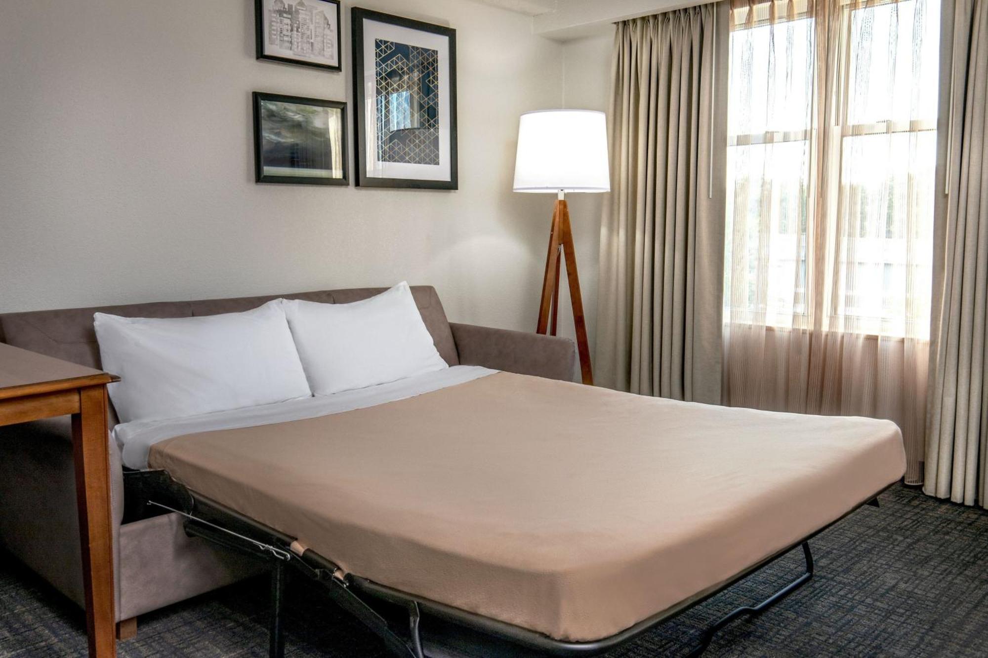 By Marriott Greenbrier 3*