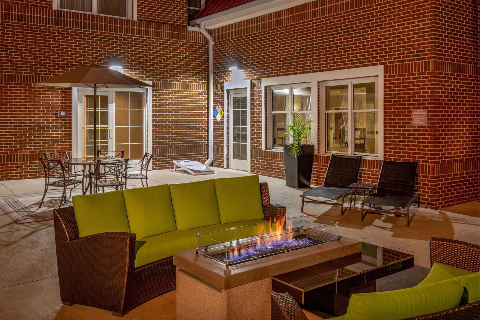 By Marriott Greenbrier 3* Chesapeake