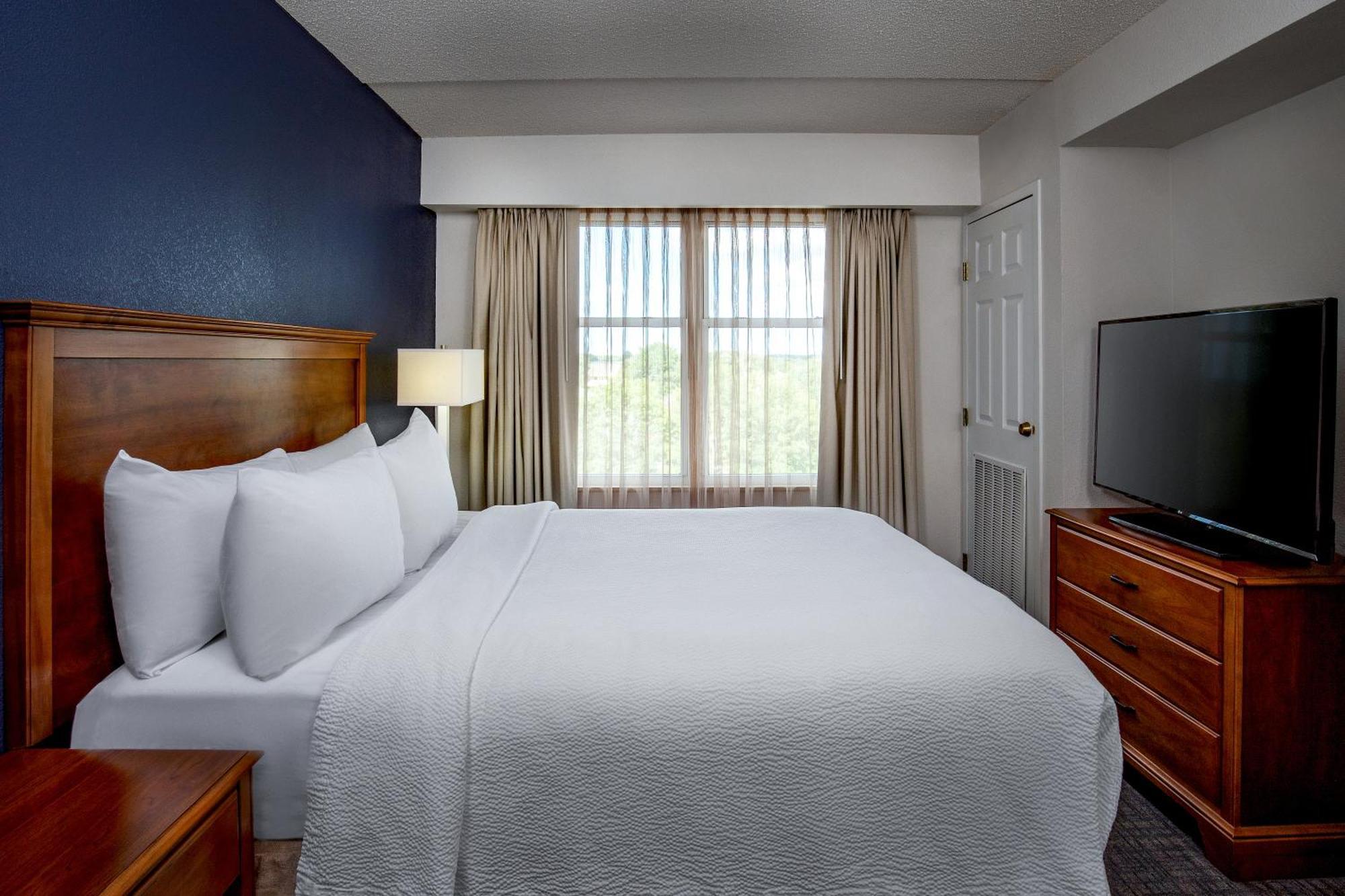 By Marriott Greenbrier