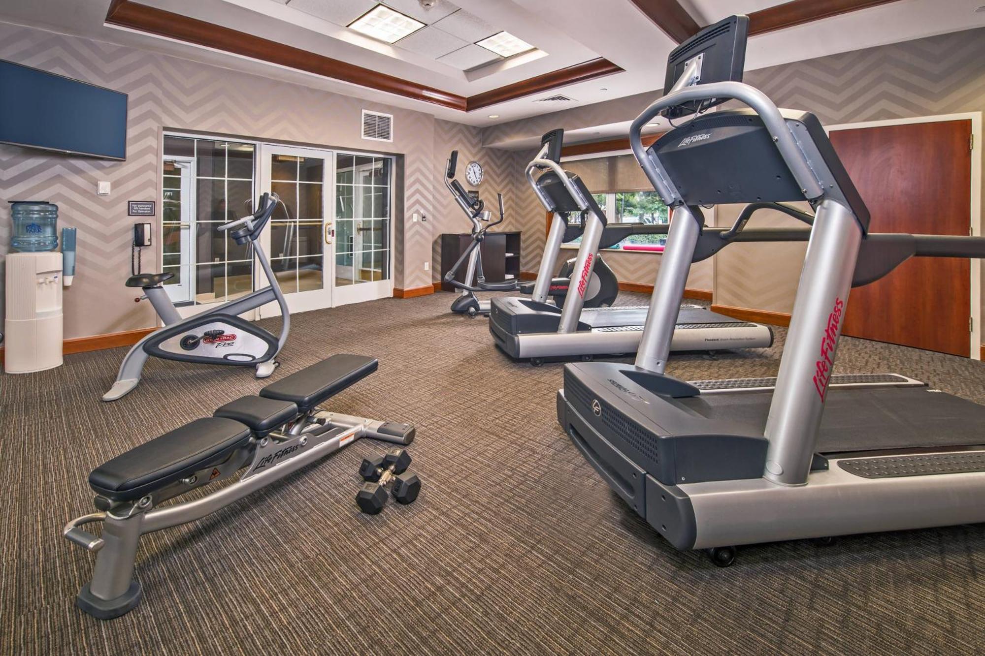 Hotel By Marriott Greenbrier Chesapeake
