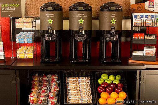 Hotel By Marriott Greenbrier 3*