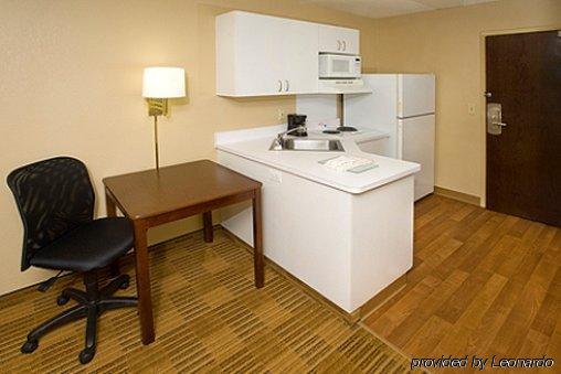By Marriott Greenbrier 3* Chesapeake