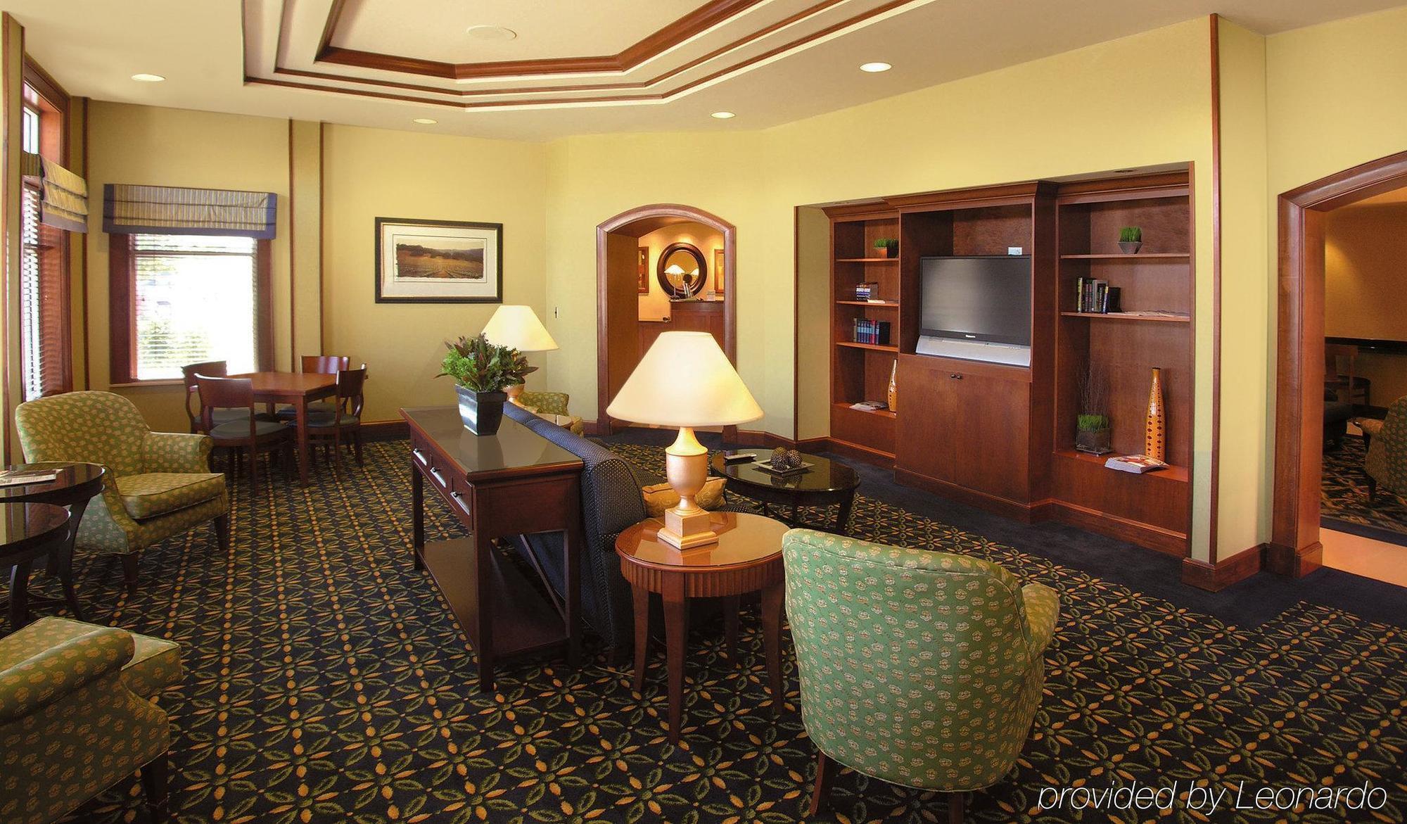 By Marriott Greenbrier Hotel 3*