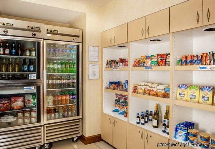 By Marriott Greenbrier Hotel Chesapeake